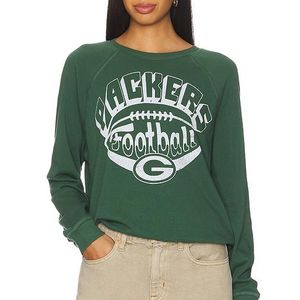Junk Food Green Packers Football Sweatshirt