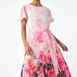 Roman Petite Pink Floral Pleated Midi Dress