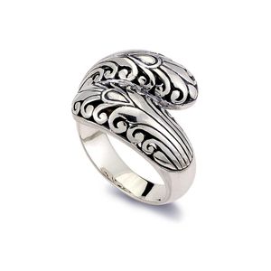 Samuel B. Metallic Silver Filigree Ring