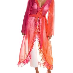 Rococo Sand Red Cape