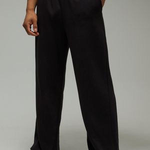 BoohooMAN Black One More Rep Wide Leg Jogger for men