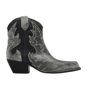 Vic Matié Black Western Stitch Ankle Boots