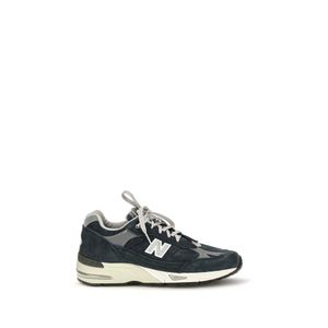 New Balance Blue Suede Leather Athletic Sneakers for men