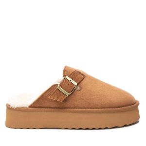 Xti Brown Winter Clogs
