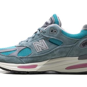 New Balance Blue 991V2 "Miuk Porcelain" U991Tt2" for men