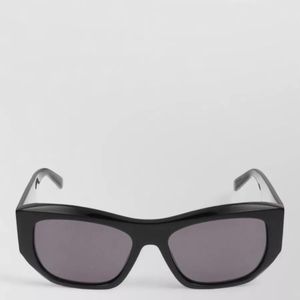 Givenchy Grey Gv40122I 01A Rectangular Sunglasses 17 135