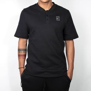 Https://www.trouva.com/it/products/-black-black-and-white-court-polo-t-shirt di Nike in Nero da Uomo