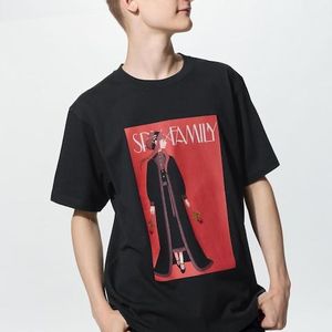 Uniqlo Red Manga Ut Shueisha 100Th Graphic T-Shirt (Spy X Family) for men