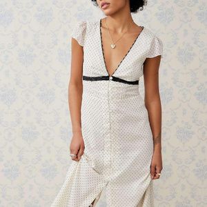 Kimchi Blue Natural Megan Midi Dress