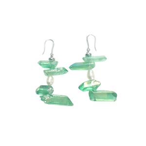 Way to Chic Green Quartz And Freshwater Pearl Dangle Earrings
