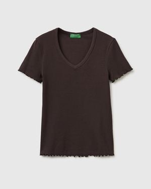 Benetton Benetton, Ribbed V-Neck T-Shirt - Black