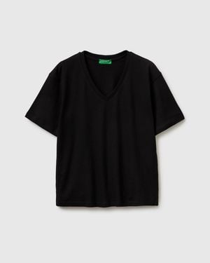 Benetton Benetton, V-Neck T-Shirt - Black