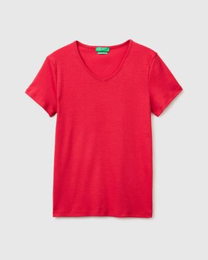 Benetton Benetton, Slim Fit T-Shirt With V-Neck - Red