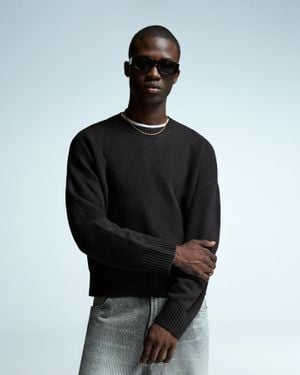 Bershka Cropped Sweater - Black