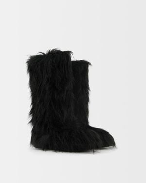 Bershka Generation Flat Faux Fur Boots - Black