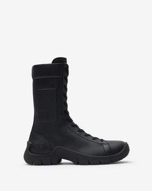 Burberry Leather Tone Boots - Black