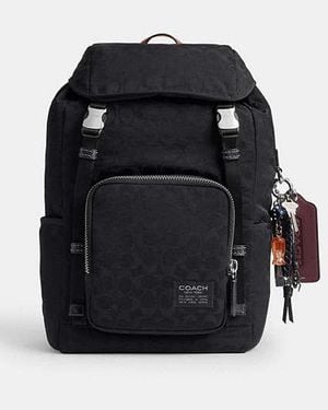 COACH Mochila Logan En Nylon De Firma Con Charms - Negro