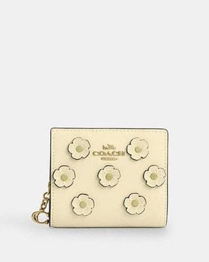 COACH Snap Wallet With Floral Applique - Natural
