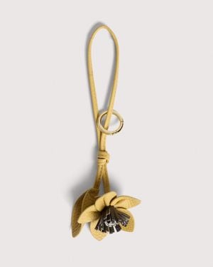 Coccinelle Grained Leather Key Ring Flower - Natural