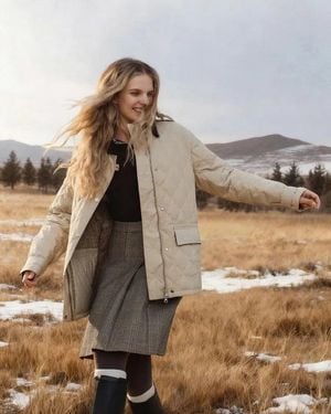 Fabrique Isla Contrast Collar Quilted Down Jacket - Brown