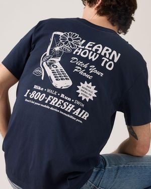 Levi's Relaxed Fit Graphic Tee - Blue