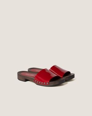 Miu Miu Patent Leather Clogs in Black | Lyst