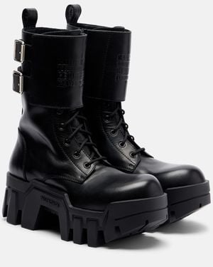 Balenciaga Bulldozer 25 Leather Platform Combat Boots - Black