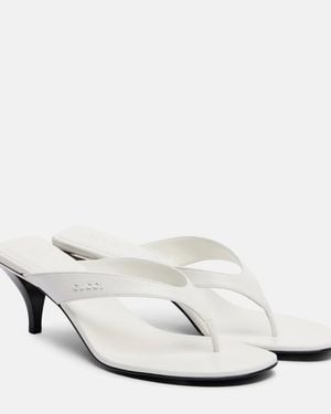 Gucci Vittoria Leather Thong Sandals - White