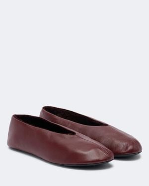 The Row Stella Leather Slip-On Shoes - Brown