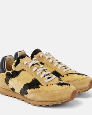 Le Monde Beryl Slim Runner Velvet And Suede Trainers - Yellow