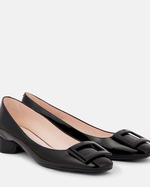 Roger Vivier Decollete Belle Vivier ブラック Roger Vivier Belle Vivier Décolleté in Natural | Lyst UK