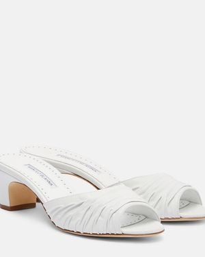 Manolo Blahnik Pantoletten Piruabar 50 Aus Leder - Weiß