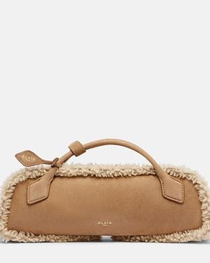 Alaïa Clutch Le Teckel Small Aus Veloursleder - Braun