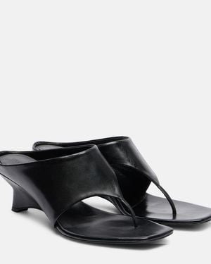 KHAITE Marlow 55 Leather Thong Sandals - Black