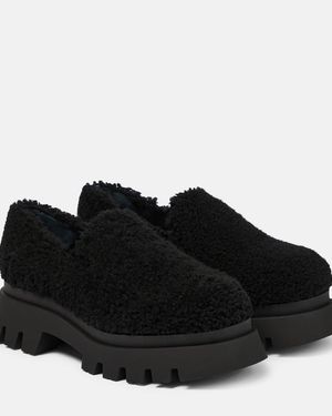 Dorothee Schumacher Plateau-Loafers Furry Chic Aus Shearling - Schwarz
