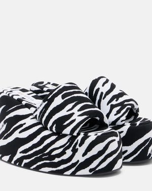 The Attico Mochi Zebra-Print Platform Slides - White