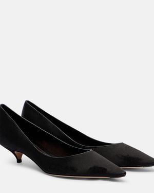 The Row Uxor Satin Court Shoes - Black