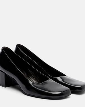 The Row Penelope Patent Leather Pumps - Black