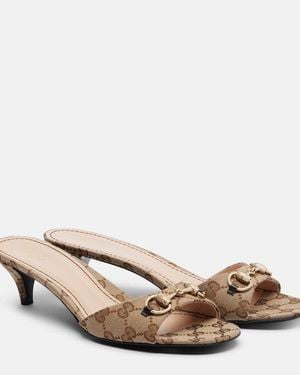 Gucci Mules De Lona Gg Con Horsebit - Neutro