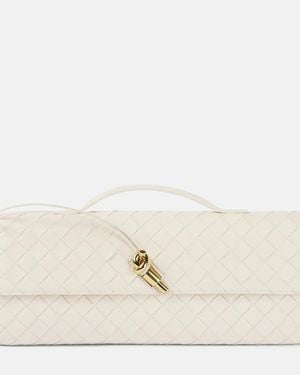 Bottega Veneta Andiamo Intrecciato Leather Clutch - Natural