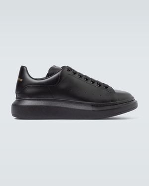 McQueen Sports Shoes With Logo - Black