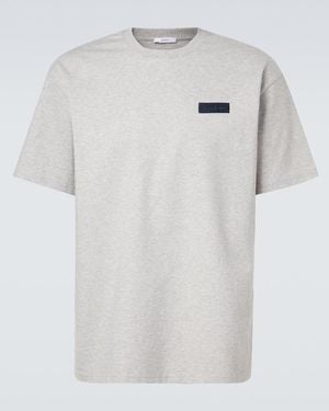 Givenchy T-Shirt With Subtle Logo Patch - Grau