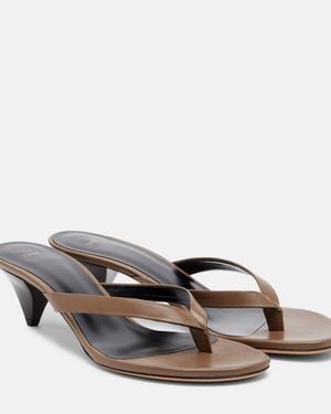 Jude Rooty Leather Thong Sandals - Brown
