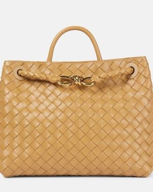 Bottega Veneta Tote Bag Andiamo Medium Aus Leder - Mettallic