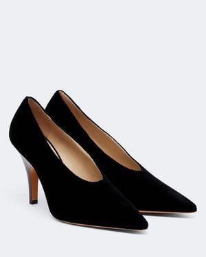 Le Monde Beryl Petra Velvet Pumps - Black