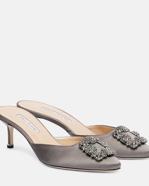 Manolo Blahnik Mules Hangisimu Aus Satin Mit Kristallen - Mettallic