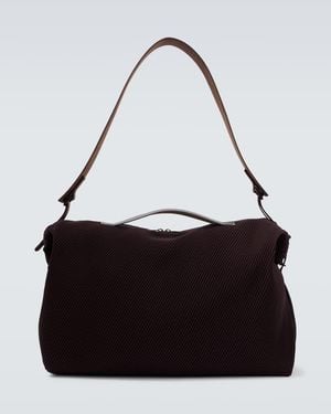 Homme Plissé Issey Miyake Weekender Pleats - Schwarz