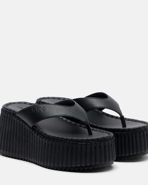 Chloé Nama Leather Platform Thong Sandals - Black