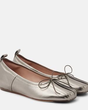 Simone Rocha Classic Pleated Metallic Leather Ballet Flats - Gray