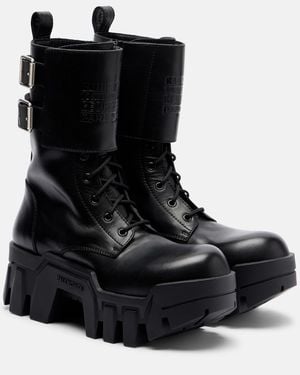 Balenciaga Bulldozer 25 Leather Platform Combat Boots - Black